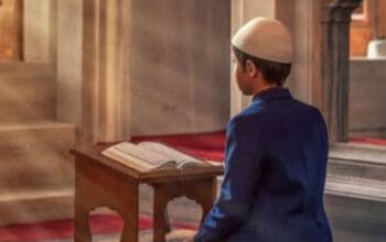 Fondasi Ketaatan: Memahami Makna Terdalam Perintah Allah 3 Fondasi Ketaatan: Memahami Makna Terdalam Perintah Allah