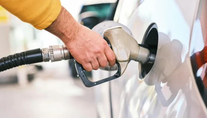 Harga BBM Hari Ini: Pertamax Turun, Pertalite Tetap Rp10.000 per Liter