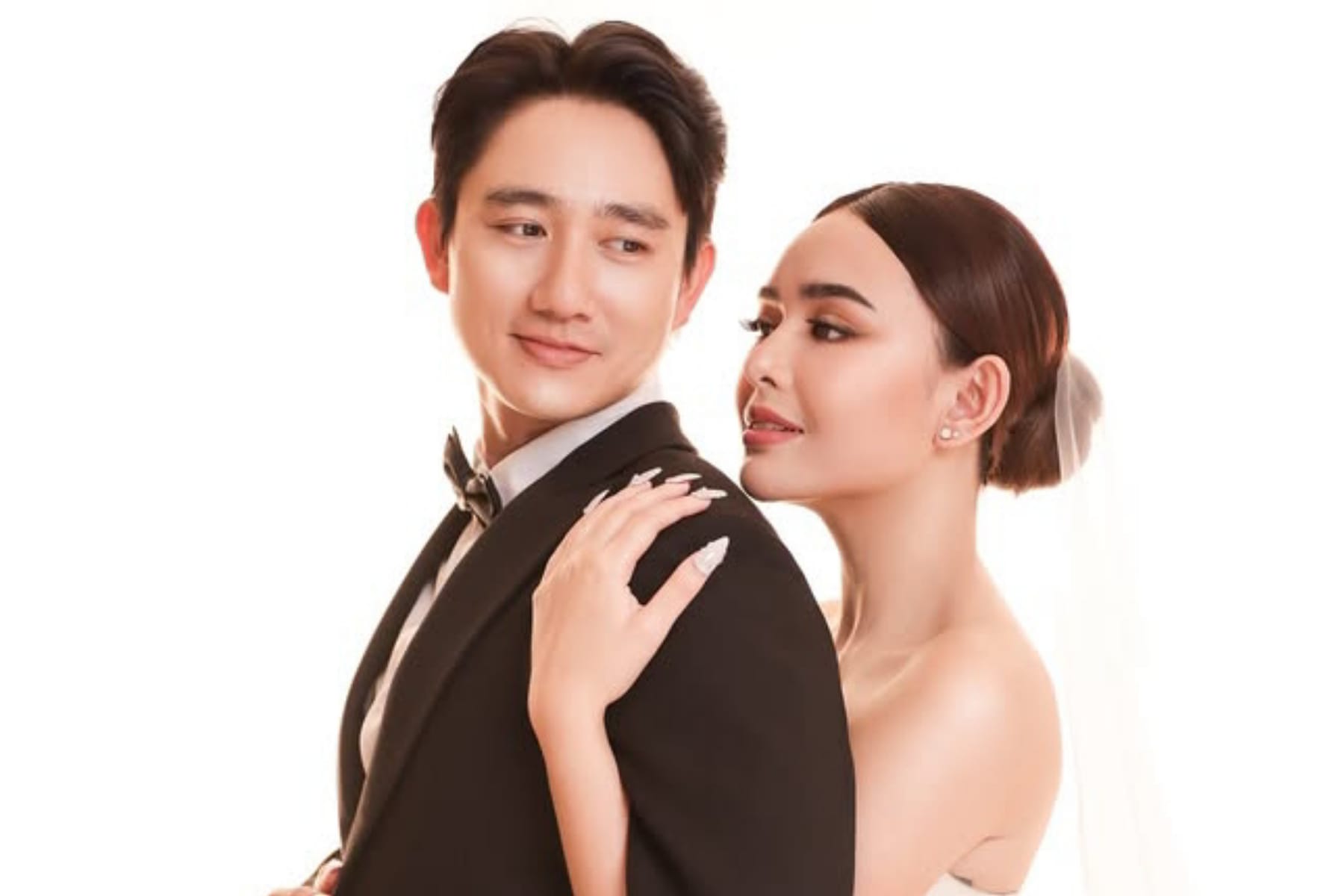 Heboh Foto "Prewedding", Amanda Manopo dan Kenny Austin Benarkah Menikah?