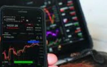 IHSG Ditutup Melemah di Akhir Pekan, Terkoreksi 0,25% ke Level 8.163 6 IHSG Ditutup Melemah di Akhir Pekan, Terkoreksi 0,25% ke Level 8.163