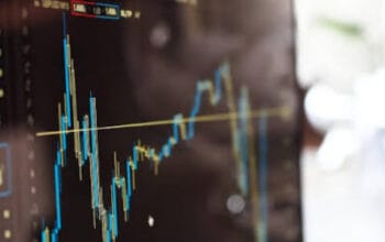 IHSG Terjun Bebas! Investor Asing Lepas Saham Senilai Rp1,36 Triliun
