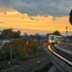 Kereta Purwojaya Anjlok di Bekasi, 232 Penumpang Selamat!