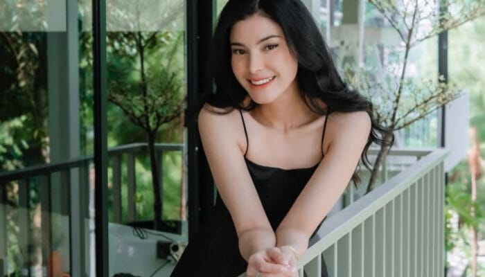 Medina Dina Jawab Isu Pacaran dengan Gading Marten: “Itu Cuma Gosip”