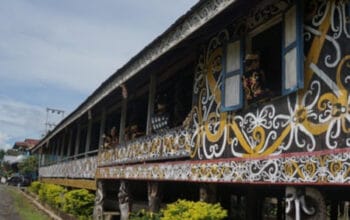 Menjaga Warisan Leluhur: Tradisi Pengobatan Balian Dayak Taboyan 4 Menjaga Warisan Leluhur: Tradisi Pengobatan Balian Dayak Taboyan Bertahan di Era Modern