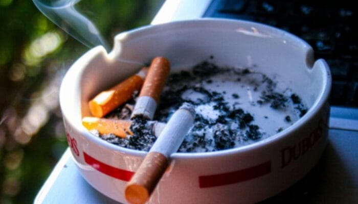 Mitos atau Fakta: Mengapa Sebagian Perokok Terlihat Lebih Bugar?