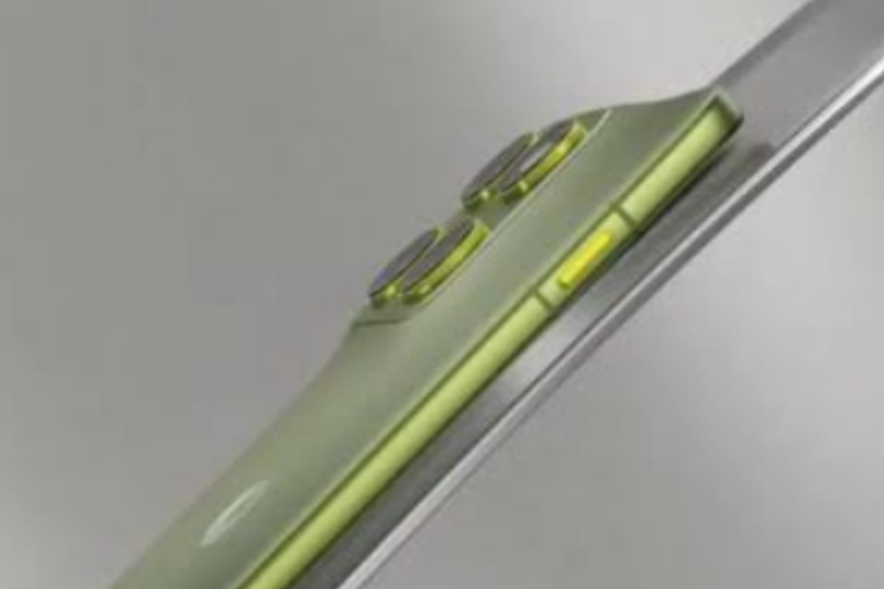 Motorola Moto X70 Air: Tipis, Ringan, Namun Baterai Tetap Tangguh