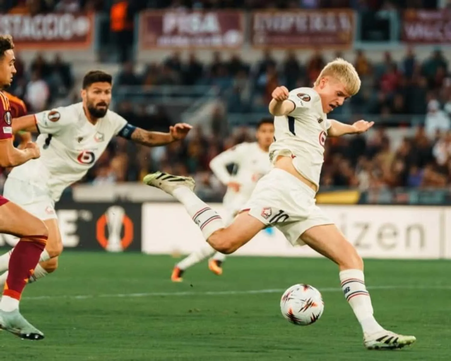 Penalti Gagal 3 Kali! AS Roma Dipermalukan Lille