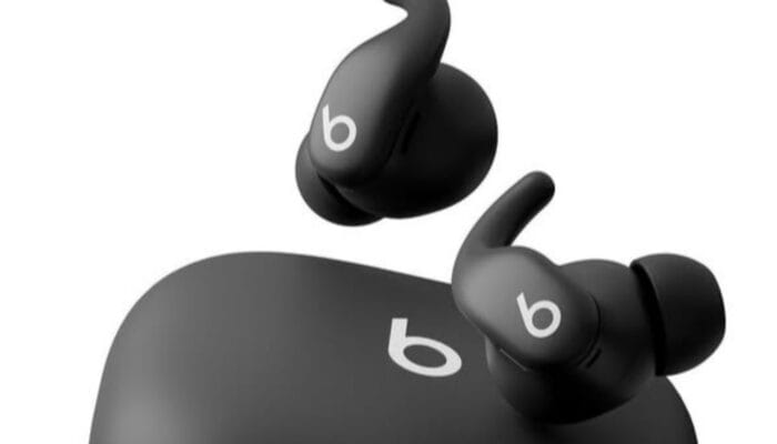 Powerbeats Fit Resmi Meluncur: Desain Wingtip & Fitur Premium