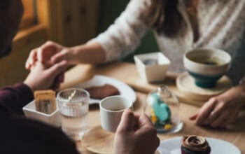 Rahasia Umur Panjang: Mengapa Berhenti Makan Sebelum Kenyang Itu Penting?
