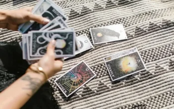 Ramalan Zodiak 7 Oktober 2025: Aries Mendobrak, Pisces Intuisi Kritis