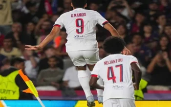 Ramos Jadi Pahlawan, PSG Tekuk Barcelona di Menit Akhir