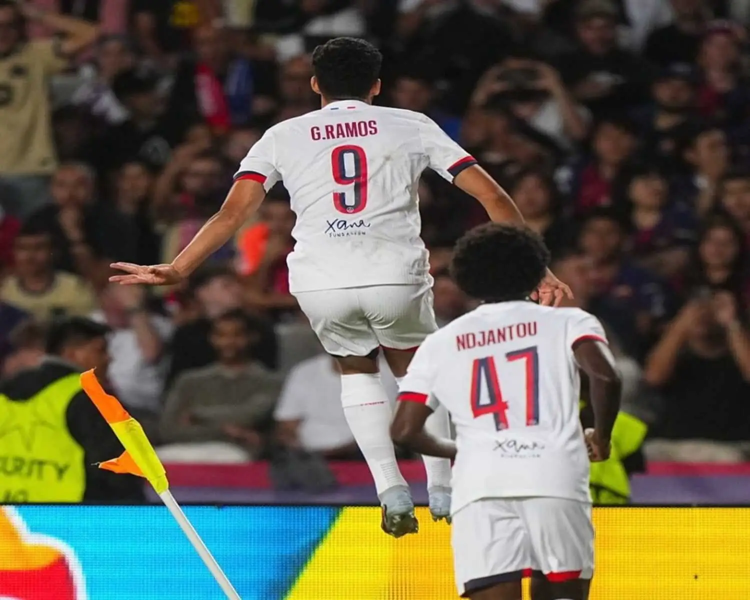 Ramos Jadi Pahlawan, PSG Tekuk Barcelona di Menit Akhir