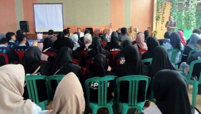 Ratusan Penjamah Makanan Dapur SPPG Yayasan Inti Mandiri Nusantara Ikuti Pelatihan SLHS Dinkes Kab. Sukabumi