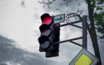 Revolusi di Jalan Raya: Lampu Lalu Lintas Akan Punya Warna Keempat