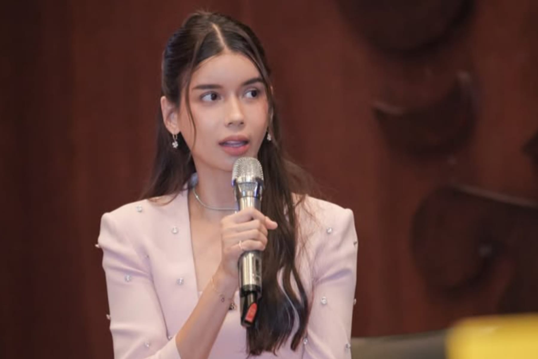 Rumah Tangga Diisukan Retak, Sabrina Chairunnisa Beri Jawaban Menohok