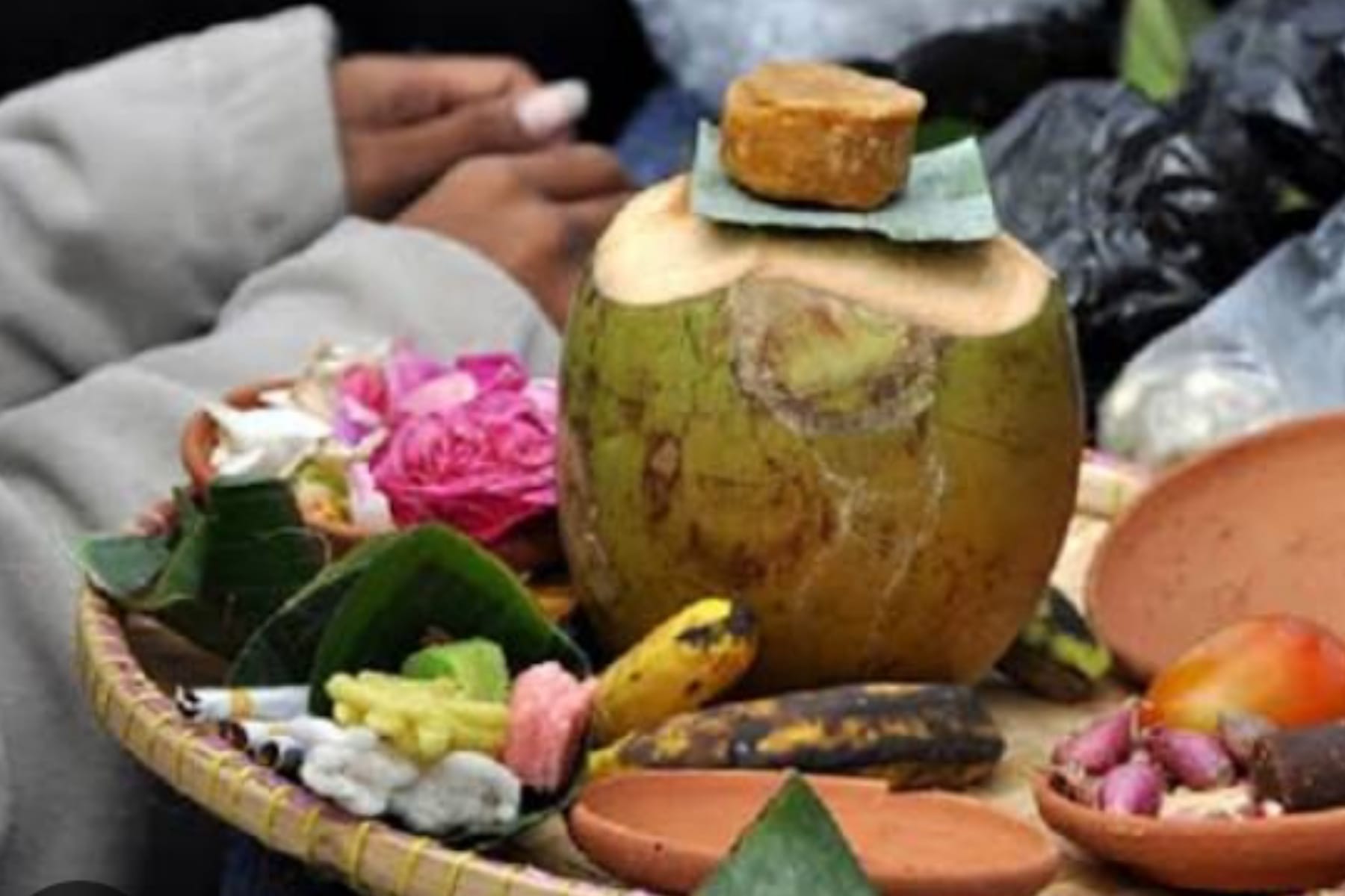 Sesajen untuk Lelembut: Antara Tradisi dan Hukum Agama, Ini Penjelasannya!