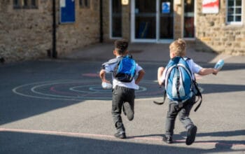 Siswa di Jabar Dilarang Bawa Motor ke Sekolah 9 Siswa di Jabar Dilarang Bawa Motor ke Sekolah