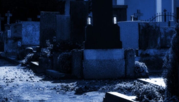 Teror Pastur Tanpa Kepala: Menguak Legenda Hantu Jeruk Purut yang Melegenda