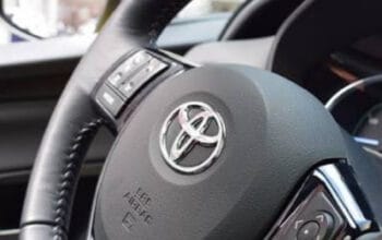 Toyota Dilaporkan Akan Impor Mobil Buatan AS ke Jepang Jelang Kunjungan Trump 3 Toyota Dilaporkan Akan Impor Mobil Buatan AS ke Jepang Jelang Kunjungan Trump