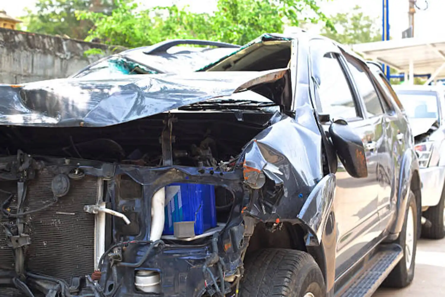 Travel DayTrans Tabrak Truk di Tol Cipularang, 1 Tewas 9 Luka