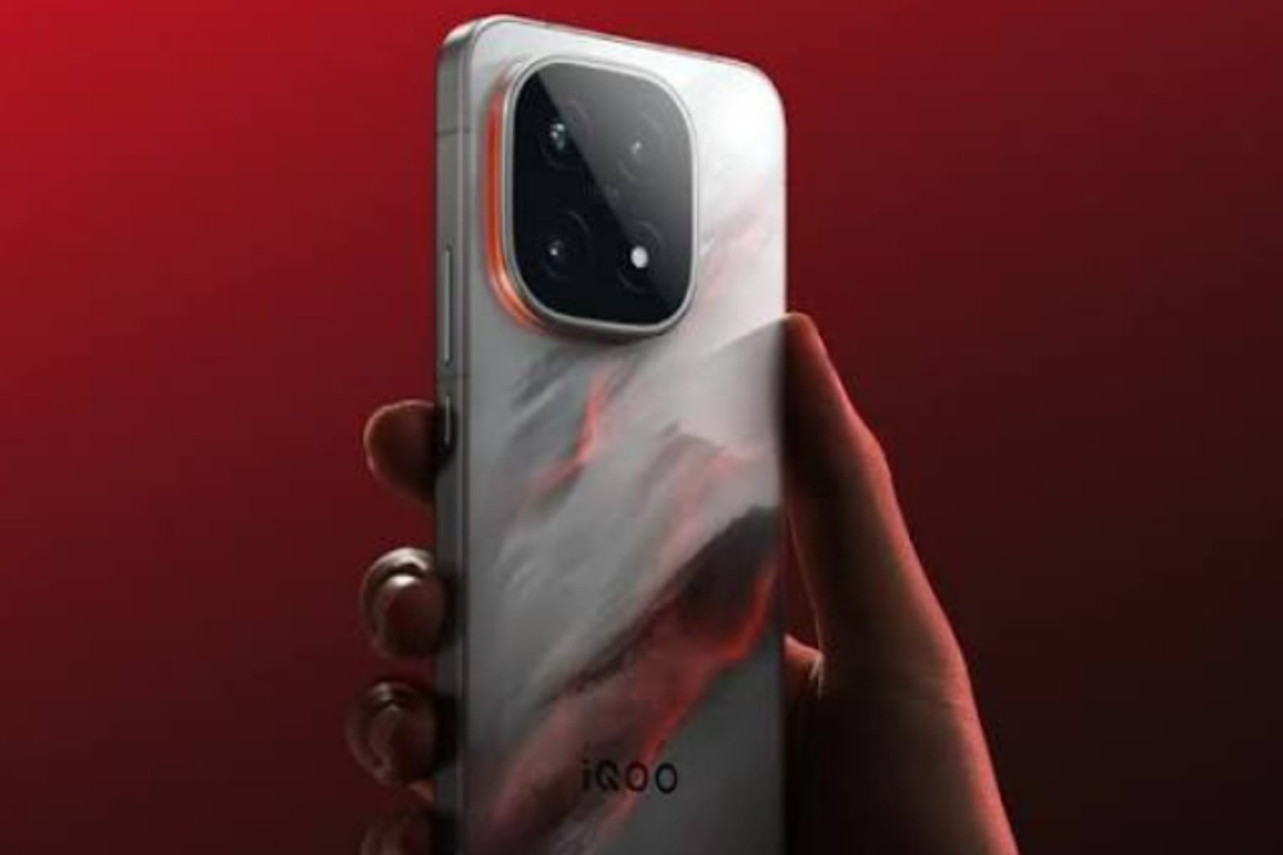 iQOO 15 Segera Rilis, Flagship dengan Snapdragon 8 Elite Gen 5 dan Layar QHD