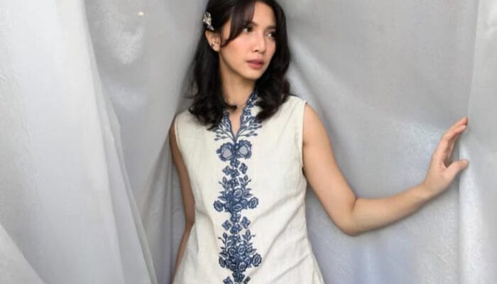 Aksi Manis Sheila Dara: Rela Jongkok Demi Foto Terbaik Dion Wiyoko