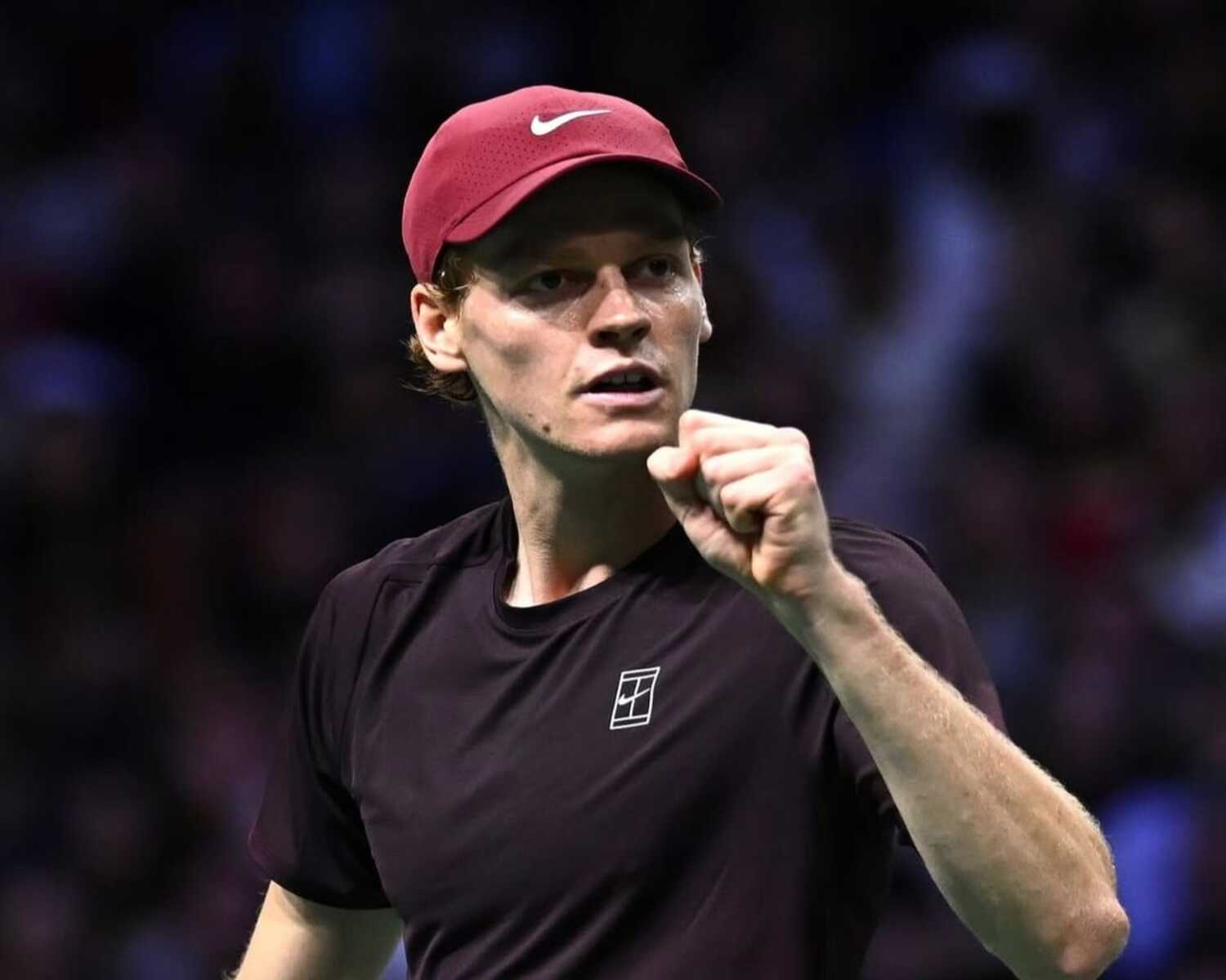 Bangkit dari Sanksi, Jannik Sinner Kian Tak Terbendung di Dunia Tenis 1 Bangkit dari Sanksi, Jannik Sinner Kian Tak Terbendung di Dunia Tenis