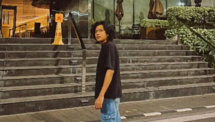 Banjir Aceh: Sutradara Ariya Achbar Kehilangan Kontak dengan Ibunda