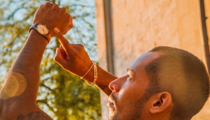 Bebas dari Cemas: Keunggulan Menjalani Hidup Tanpa Khawatir Berlebih