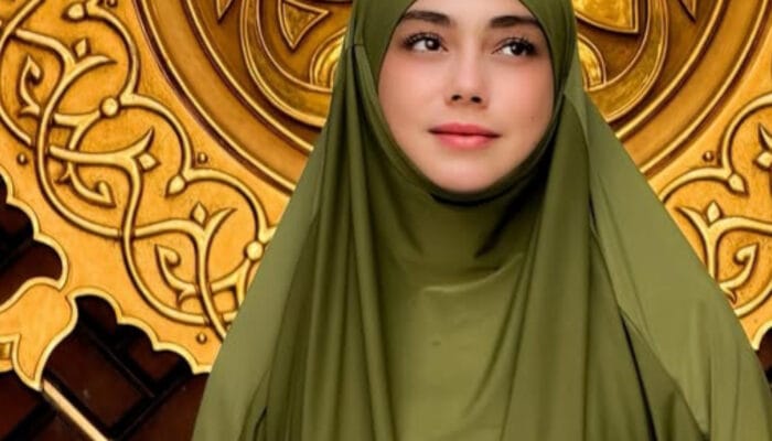 Celine Evangelista Terpukul Anak Malu Lihat Ibunya Tanpa Hijab