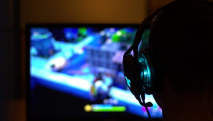 Kekerasan Game Online dan Pengaruhnya pada Psikologi Anak