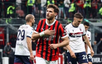 Dilema Penyerang AC Milan: Santiago Gimenez Diincar Klub Inggris