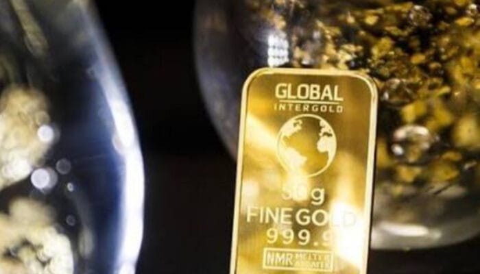 Harga Emas Tertekan Empat Hari Beruntun: Dolar Kuat dan Harapan Bunga The Fed Pudar