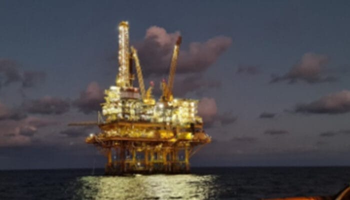 Harga Minyak Tertekan Sinyal Damai Rusia-Ukraina dan Kekuatan Dolar