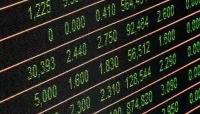 IHSG Gagal Pertahankan Rekor, Aksi Ambil Untung Tekan Saham Konglomerat