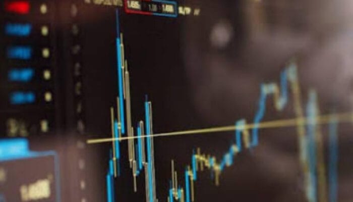 IHSG Terkoreksi 0,56% Tinggalkan Level 8.500, Saham Bank Jumbo dan BREN Jadi Pemberat Utama