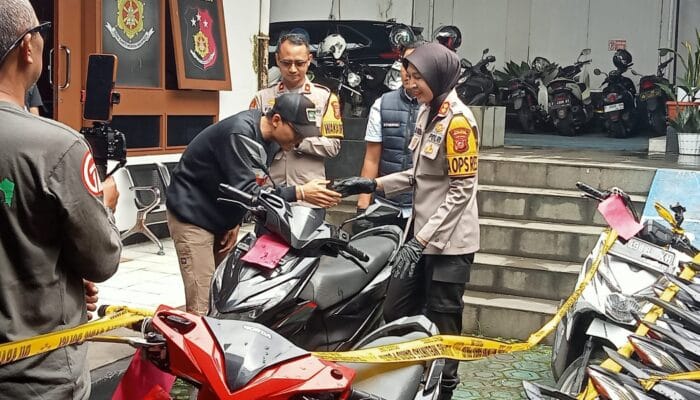 Tangis Bahagia Pecaha di Polres Sukabumi Kota, Motor Hilang Dicuri Akhirnya Kembali ke Pelukan Pemiliknya 