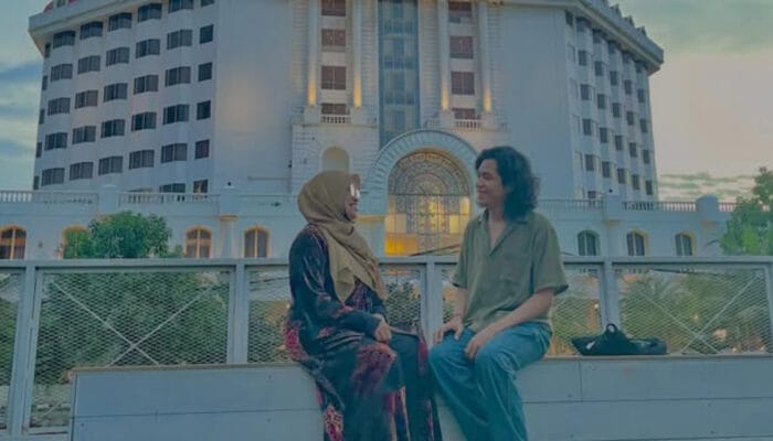 Ibunda Sutradara Ariya Achbar Selamat dari Bencana Aceh: Jaringan Komunikasi Terputus