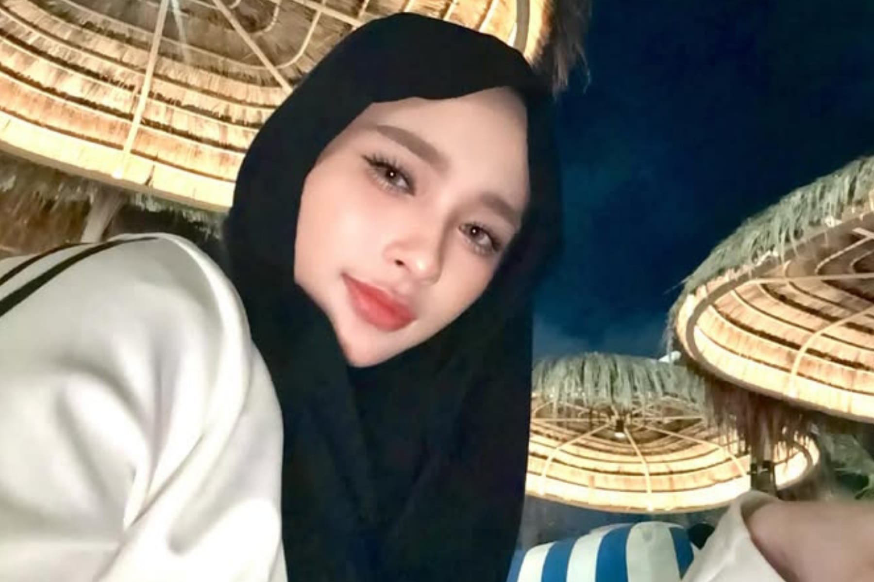 Insanul Fahmi Klarifikasi Gelang dan Umrah Bersama Inara Rusli