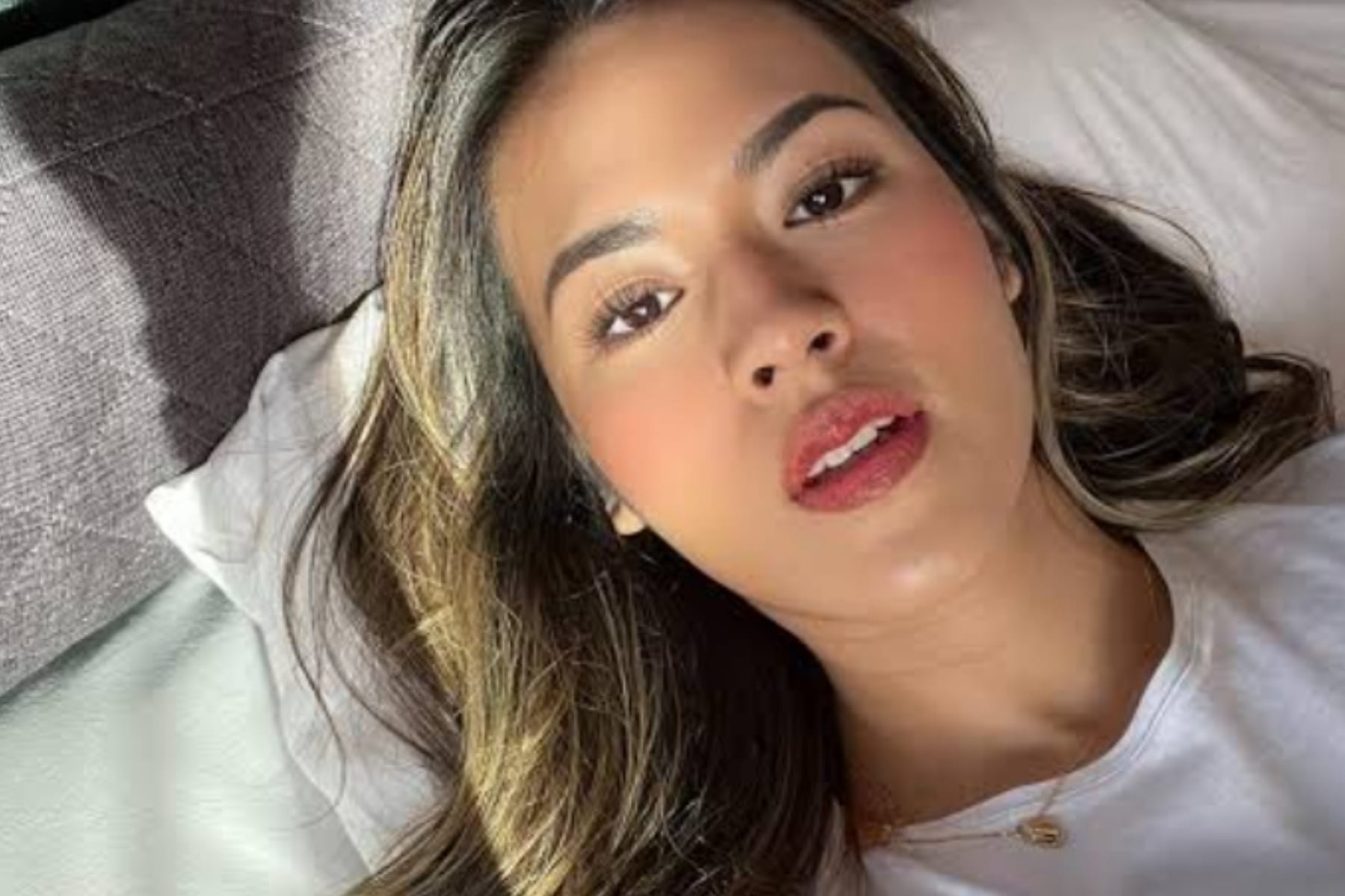 Isu Orang Ketiga Mencuat, Kuasa Hukum: Raisa Fokus Selesaikan Perceraian 1 Isu Orang Ketiga Mencuat, Kuasa Hukum: Raisa Fokus Selesaikan Perceraian