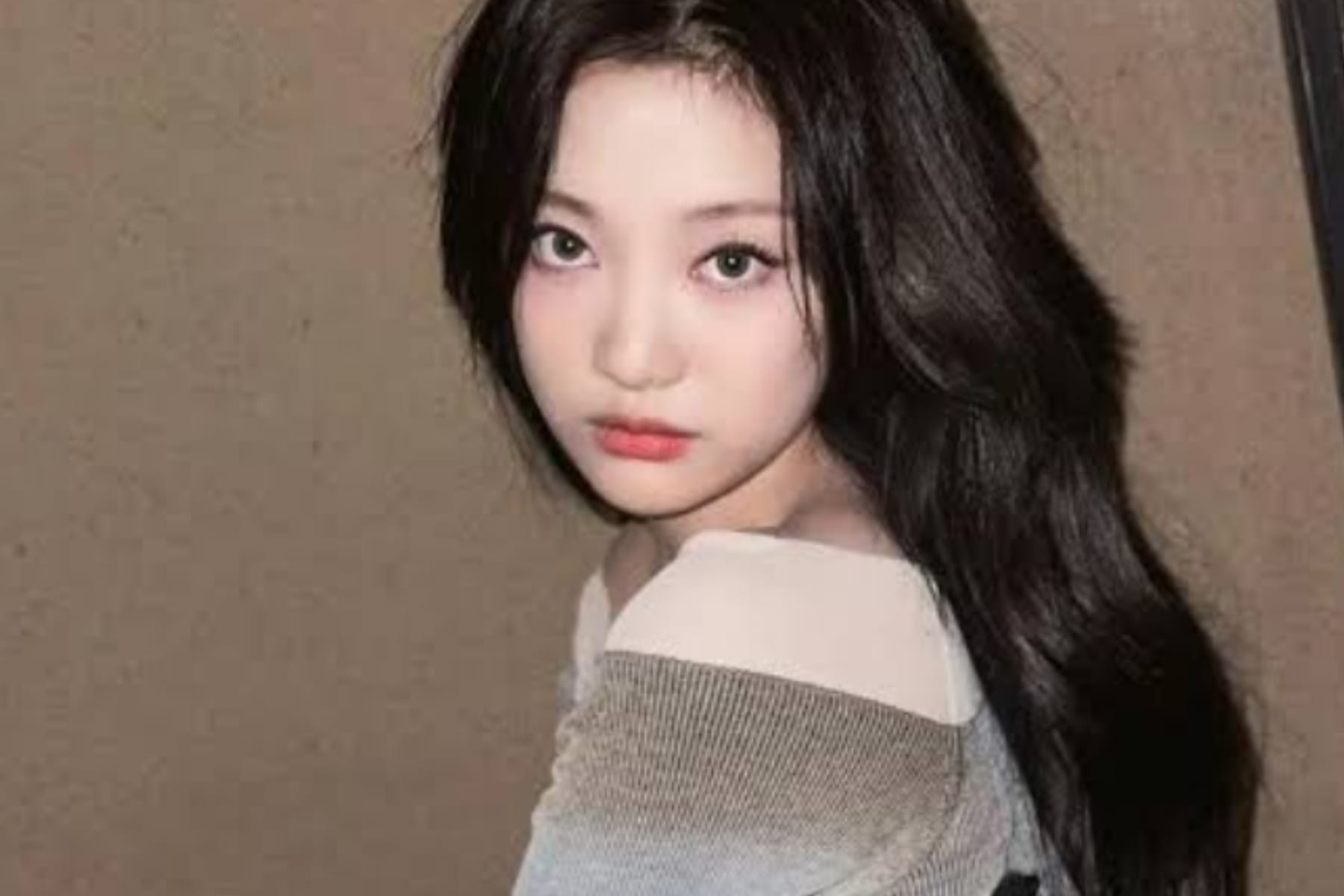 Jadwal Padat Ancam Kesehatan: NingNing aespa Tumbang di Panggung