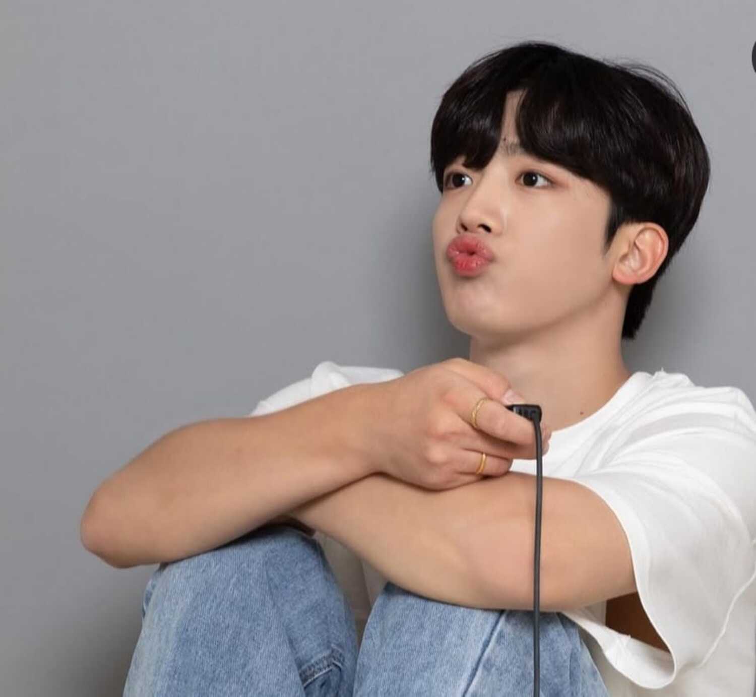 Kim Yo-han Buka Babak Baru: Musik Jalan, Akting Melesat 1 Kim Yo-han Buka Babak Baru Musik Jalan, Akting Melesat