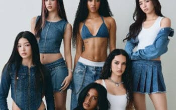 Kontroversi Kostum Panggung KATSEYE dalam Tur Dunia: Energi Atletik vs. Pakaian Terbuka 6 Kontroversi Kostum Panggung KATSEYE dalam Tur Dunia: Energi Atletik vs. Pakaian Terbuka