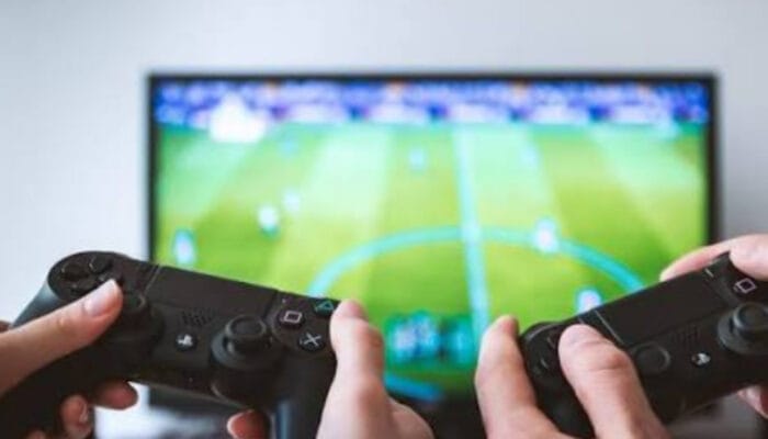 Langkah Pasti Jadi Sultan dari Hobi Main Game: Tips Meraup Cuan di Industri Digital