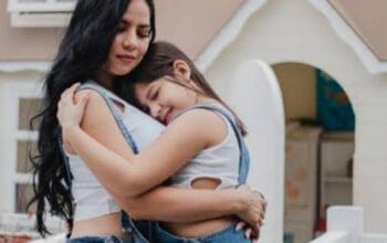 Memetik Buah Kebahagiaan: Pahala Tak Terhingga dari Menyenangkan Hati Orang Lain 4 Memetik Buah Kebahagiaan: Pahala Tak Terhingga dari Menyenangkan Hati Orang Lain