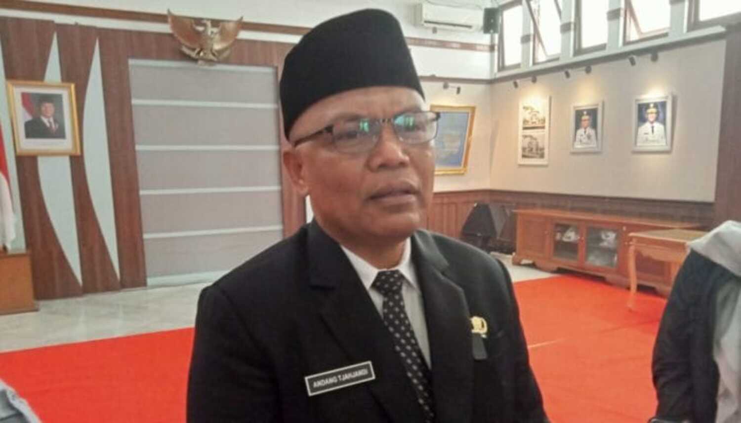 Mencuat Isu Bayar Temuan BPK, Pemkot Sukabumi Tegaskan Tak Ada Pemotongan TPP ASN 1 Mencuat Isu Bayar Temuan BPK, Pemkot Sukabumi Tegaskan Tak Ada Pemotongan TPP ASN