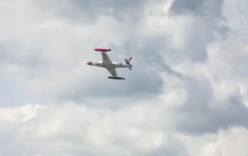 Mengejutkan! Pesawat Jatuh di Karawang