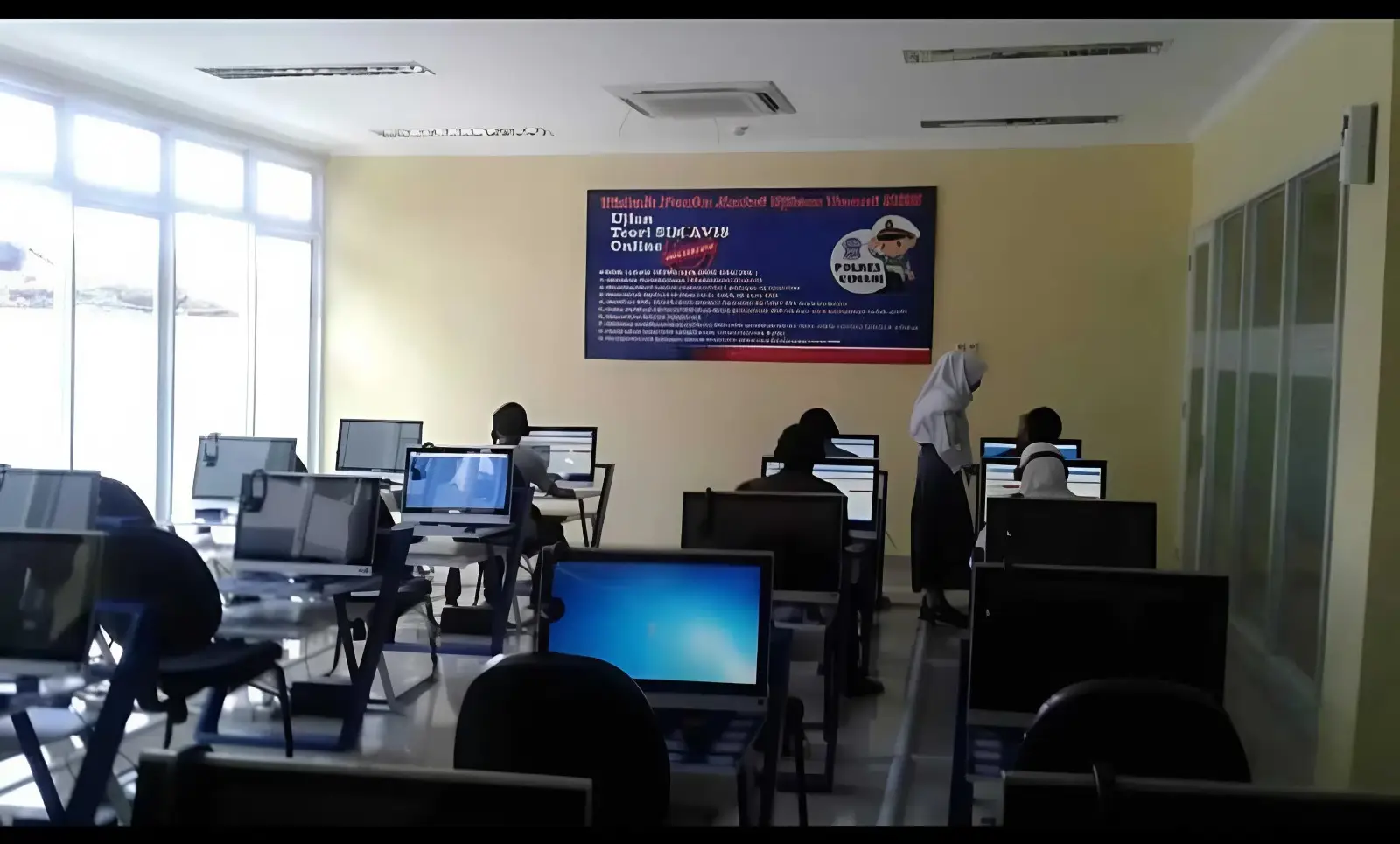 Polres Cimahi Ungkap Rahasia Lolos Ujian SIM, Ini Tipsnya!