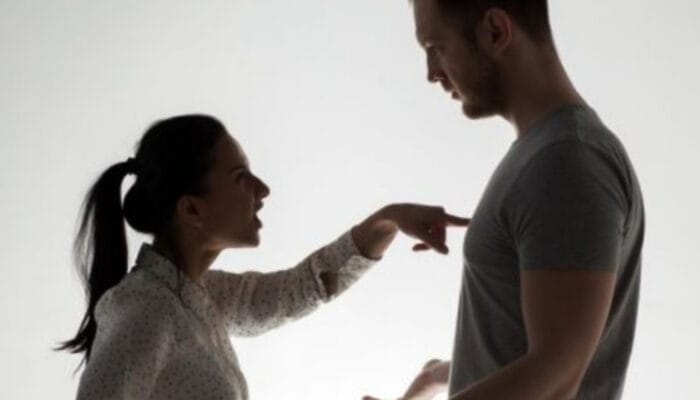 Strategi Hadapi Orang yang Gemar Memutarbalikkan Fakta