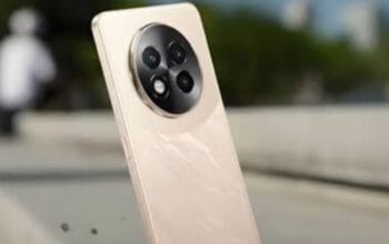 Resmi di Laman E-Commerce: Realme 15 Lite 5G Hadir dengan Dimensity 7300 Energy 3 Resmi di Laman E-Commerce: Realme 15 Lite 5G Hadir dengan Dimensity 7300 Energy